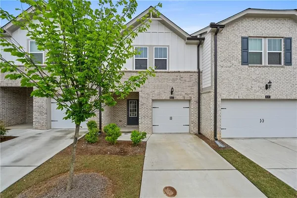 $2,300 | 3635 Shore Wood Avenue, Lawrenceville, GA 30044
