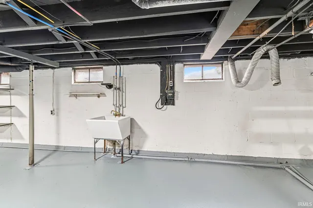 $294,900 | 23457 Greenleaf Boulevard, Elkhart, IN 46514