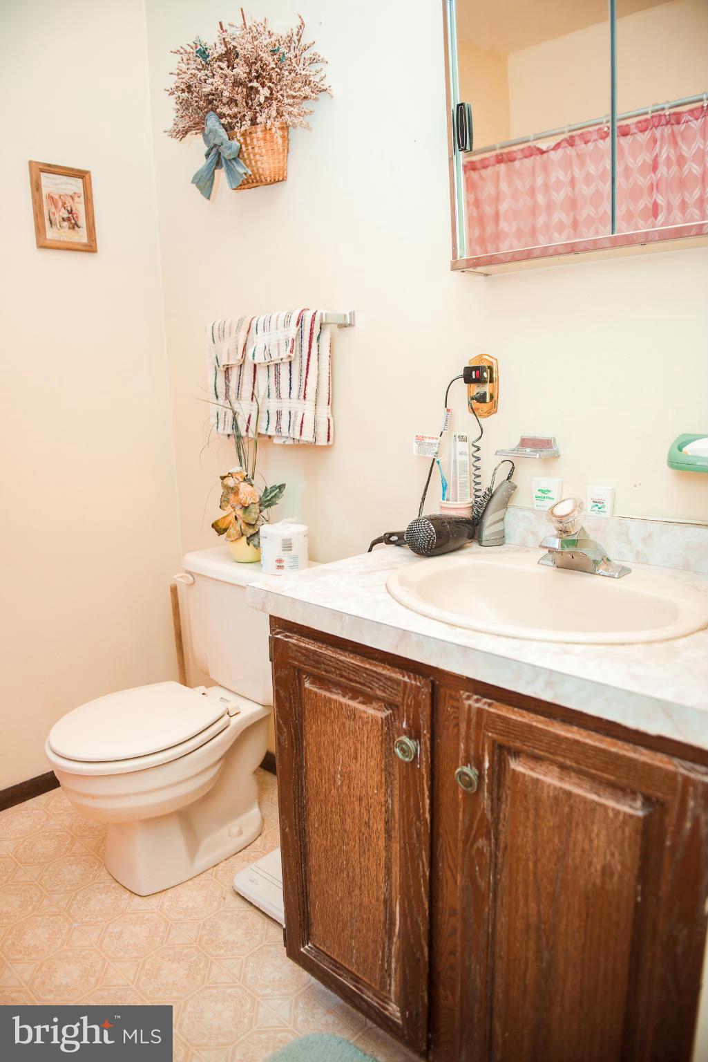 3424 Augusta Road Manchester, MD 21102 - Photo 15 of 26 Bath