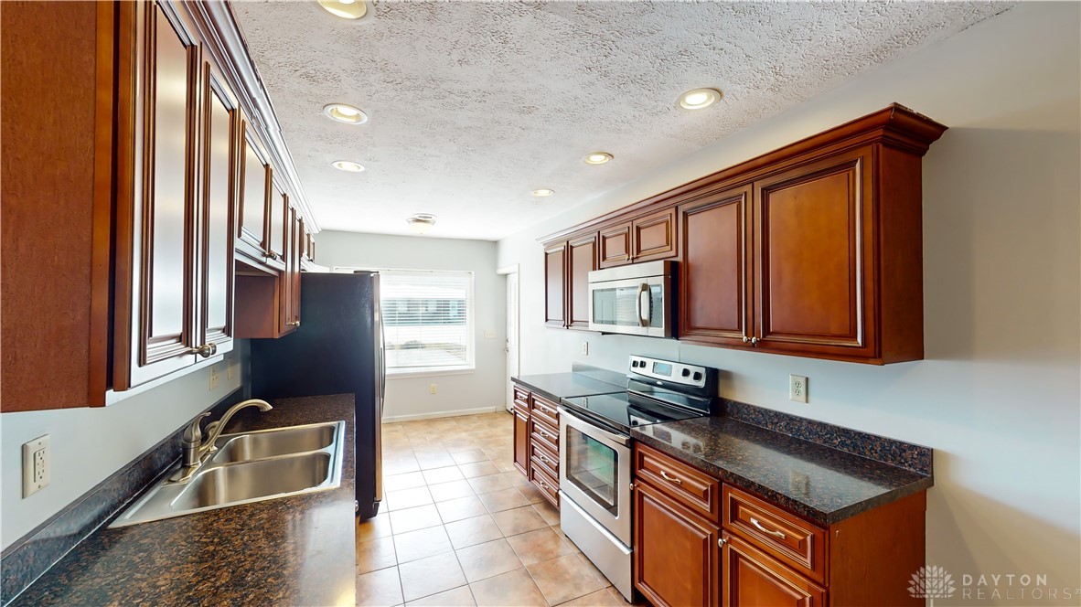 5327 Muskopf Road Fairfield, OH 45014 - Photo 11 of 31 Gallery Image 11