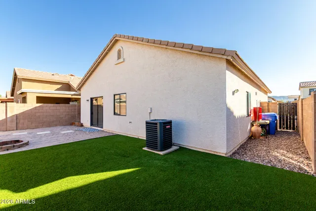 $320,000 | 812 West St Charles Avenue, Phoenix, AZ 85041