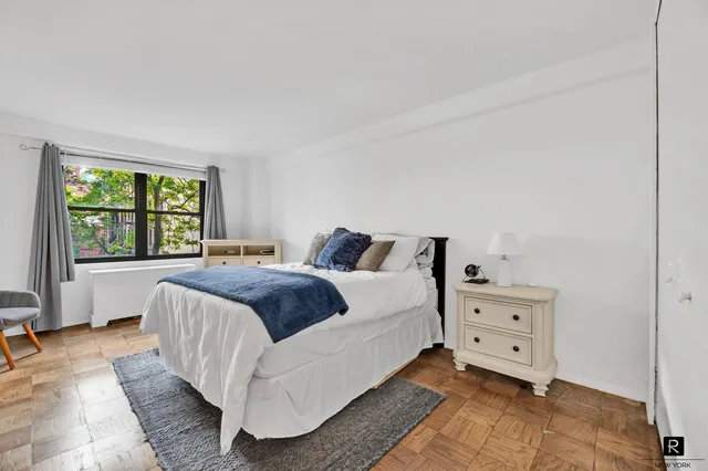 $630,000 | 245 East 25th Street, Unit 5A | Kips Bay