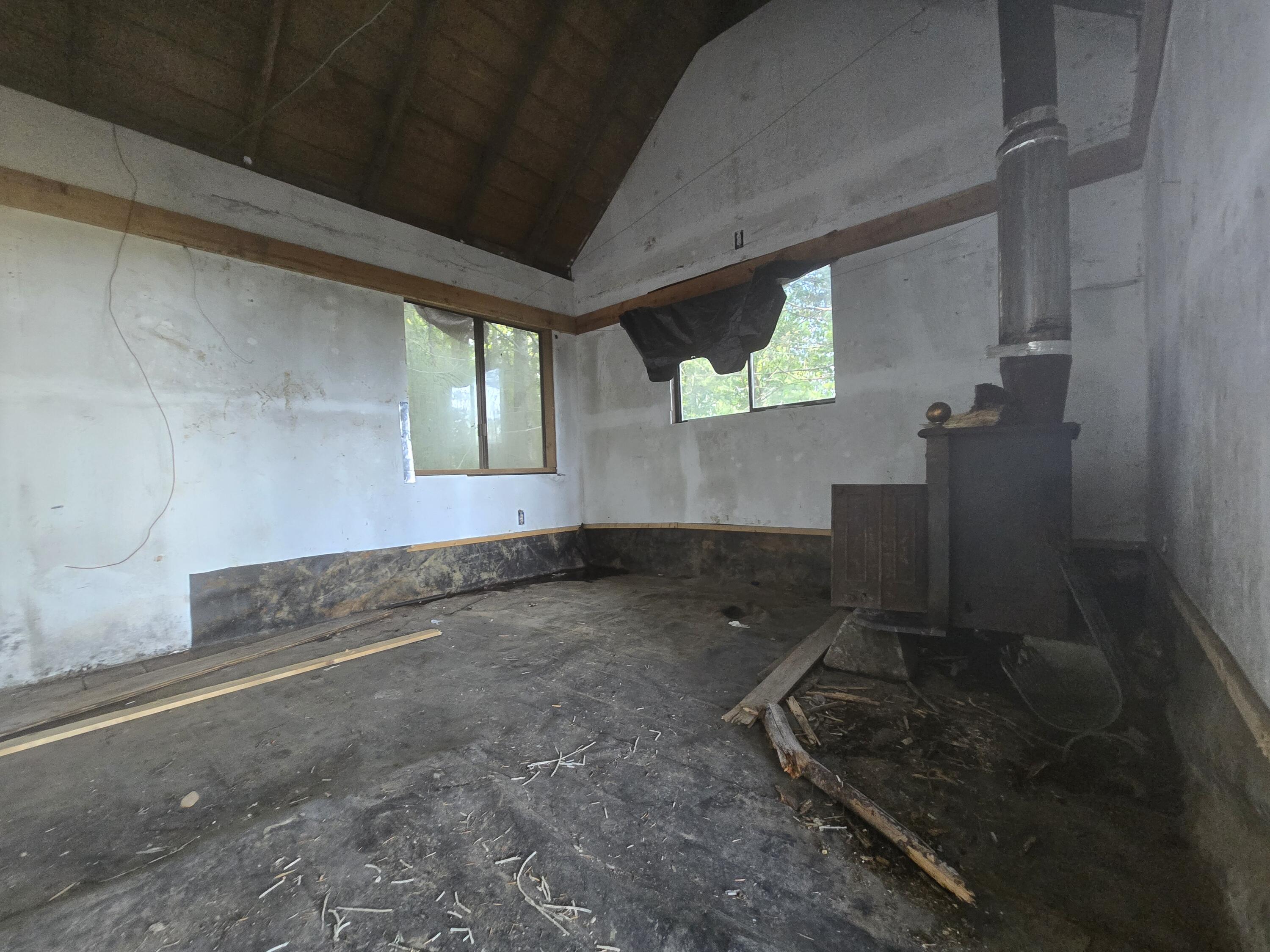 2126 China Creek Road Garberville, CA 95542 - Photo 20 of 40