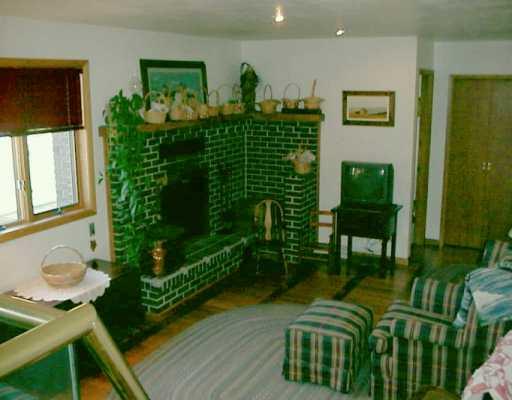 263 Shuster Road Gibsonia, PA 15044 - Photo 3 of 5