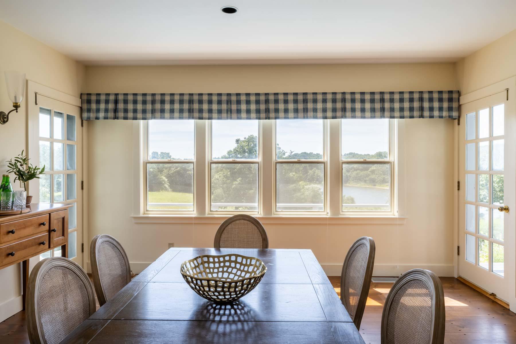 81 Oyster Pond Road Edgartown, MA 02539 - Photo 15 of 41 Dining room 2