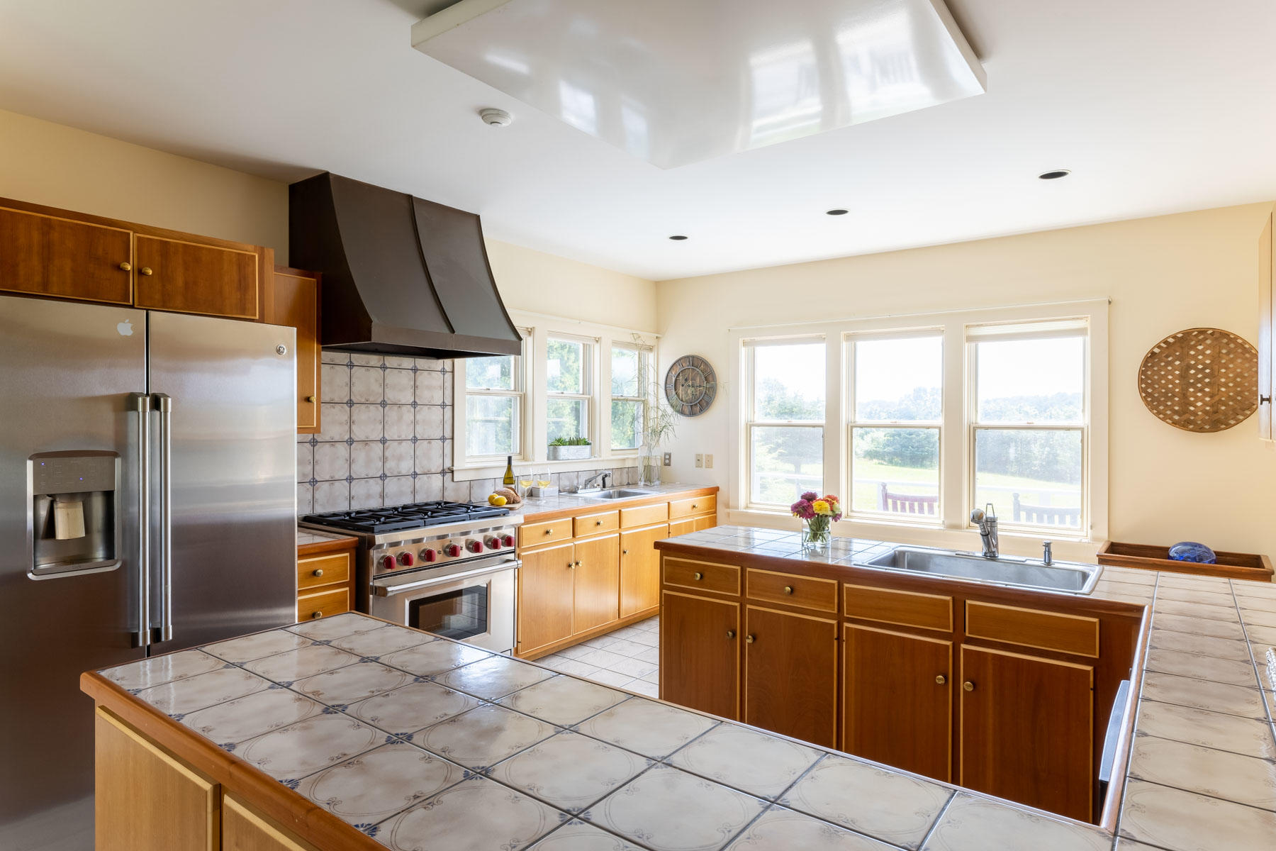 81 Oyster Pond Road Edgartown, MA 02539 - Photo 18 of 41 Kitchen 2
