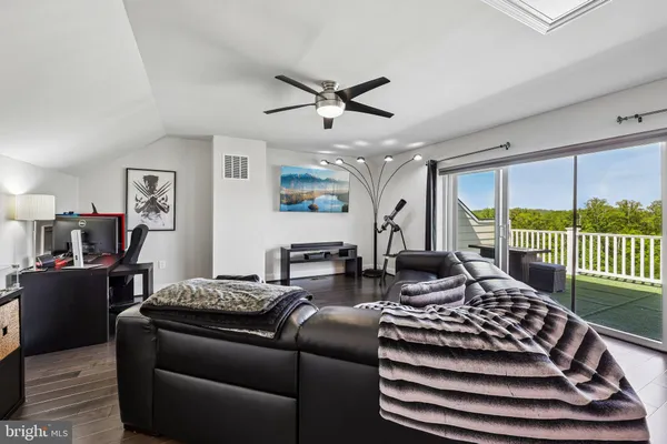 $715,000 | 17139 Branched Oak Road, Dumfries, VA 22026
