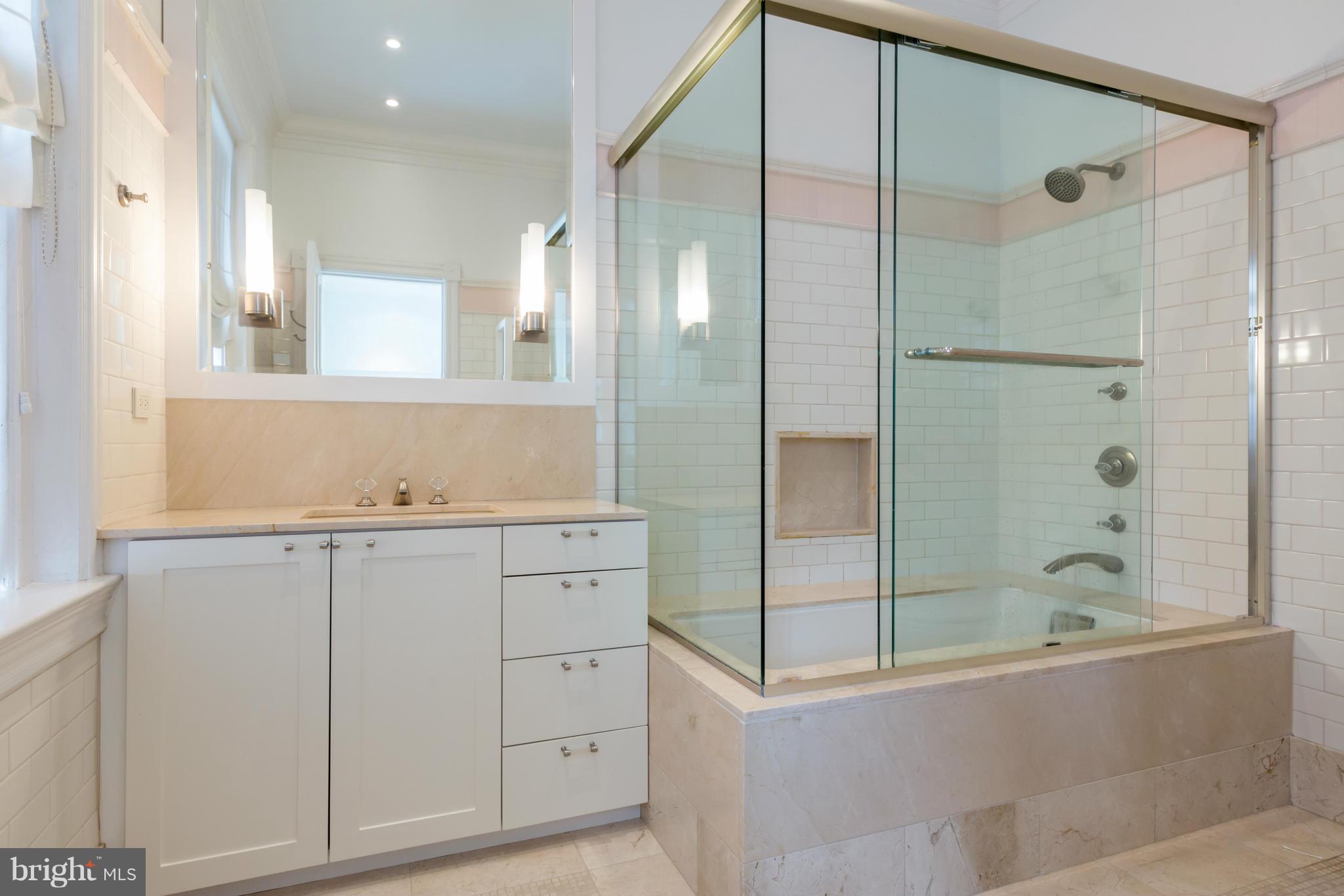 2127 R Street Northwest Washington, DC 20008 - Photo 13 of 28 Bath (Master)