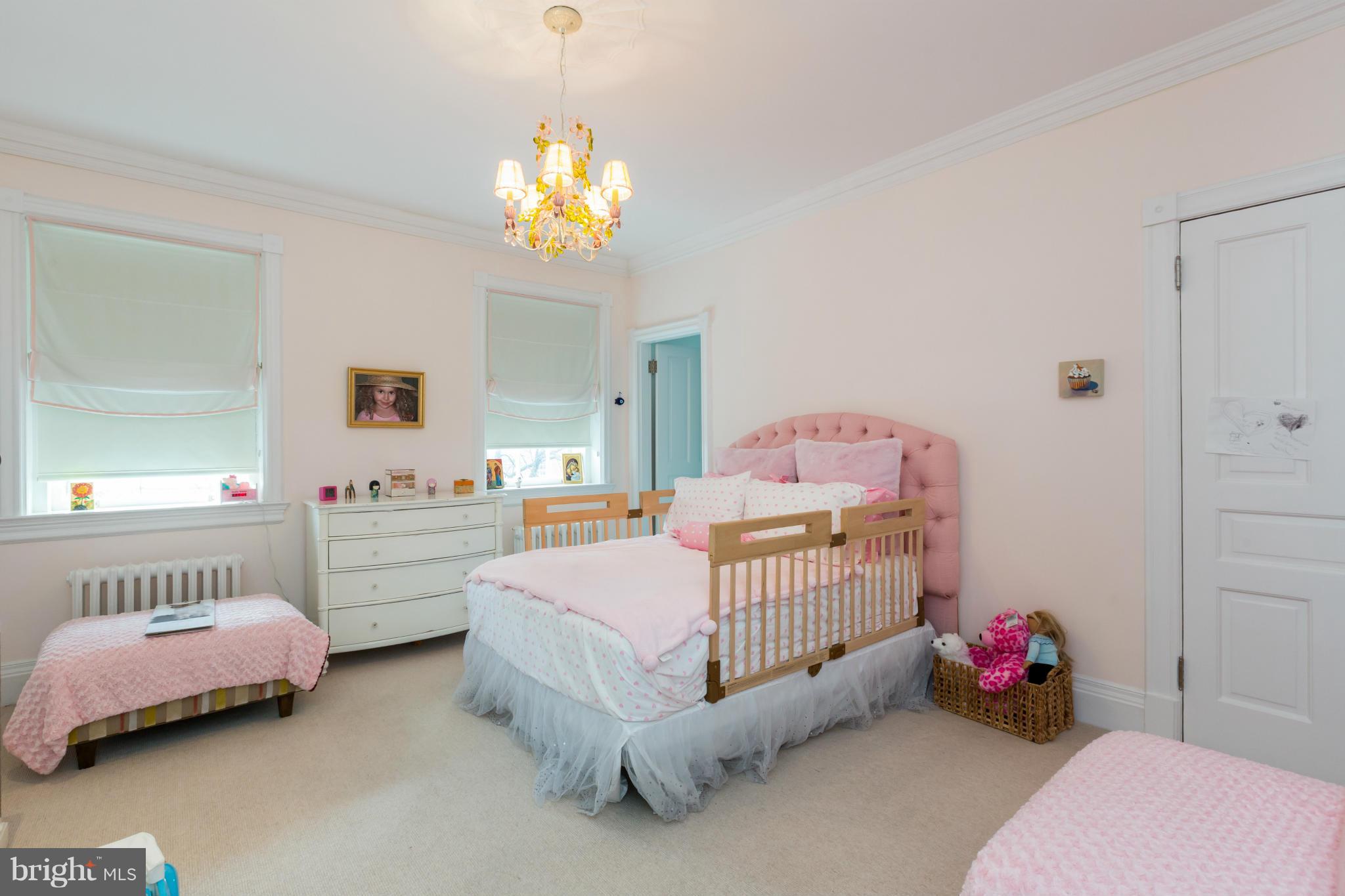 2127 R Street Northwest Washington, DC 20008 - Photo 18 of 28 Bedroom