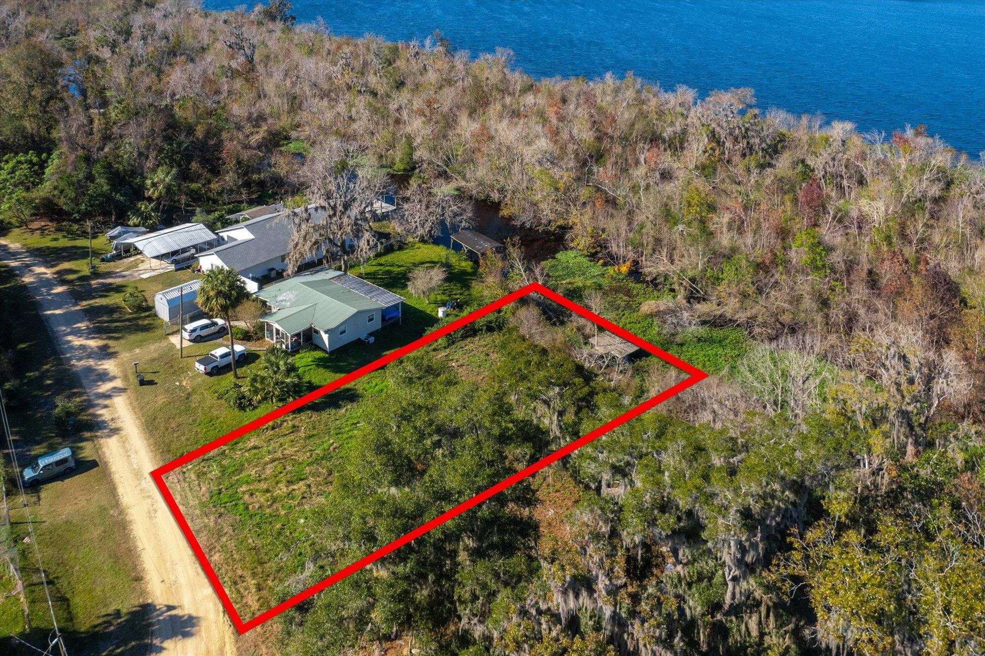 120 Ridgeline Avenue Satsuma, FL 32189 - Photo 13 of 18 a view of a small park