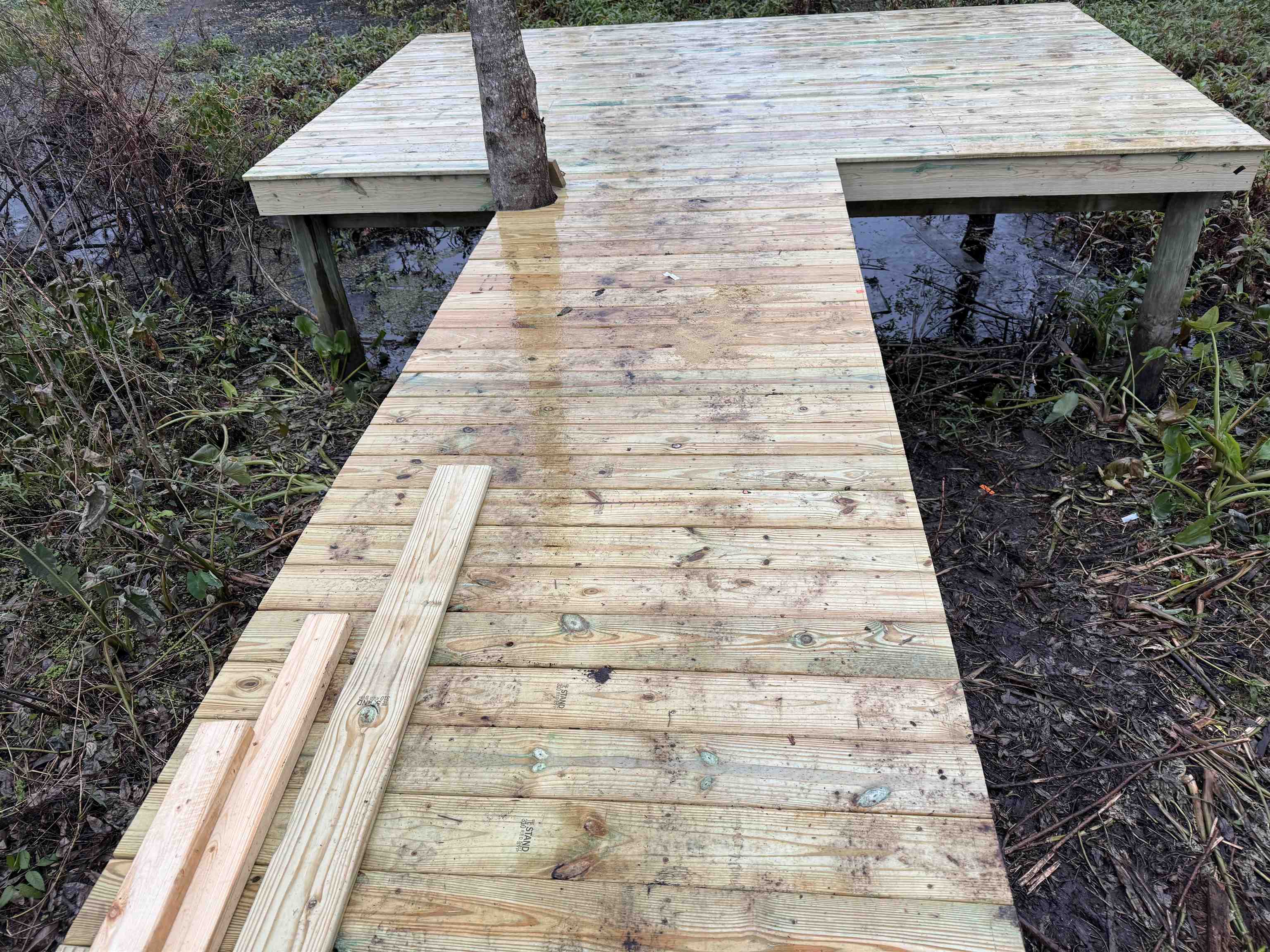 120 Ridgeline Avenue Satsuma, FL 32189 - Photo 18 of 18 a view of a stone house with wooden floor