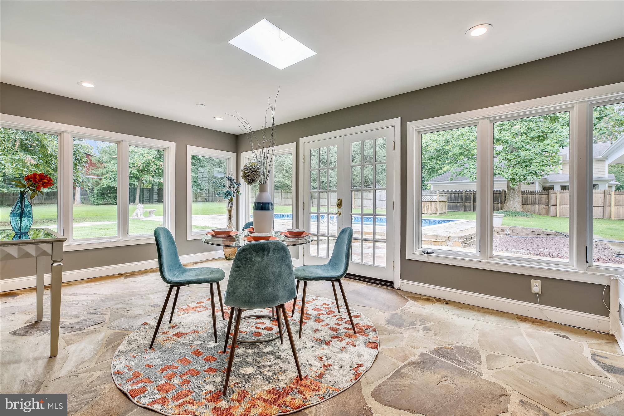 607 Stonington Road Silver Spring, MD 20902 - Photo 19 of 48 Breakfast SunRoom