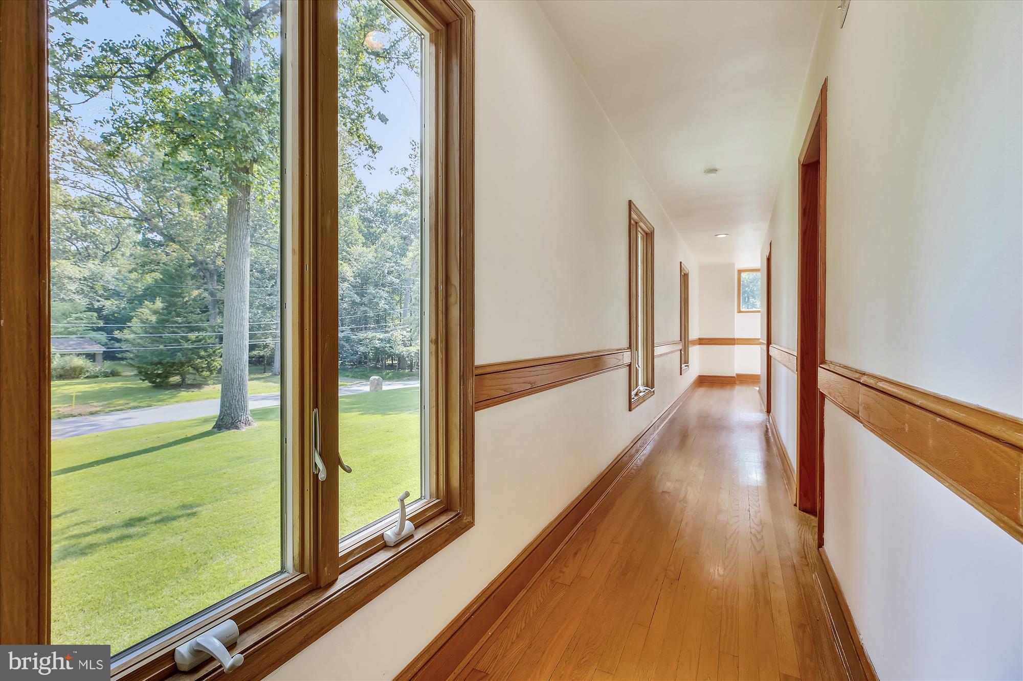 607 Stonington Road Silver Spring, MD 20902 - Photo 23 of 48 Upper Level Hallway