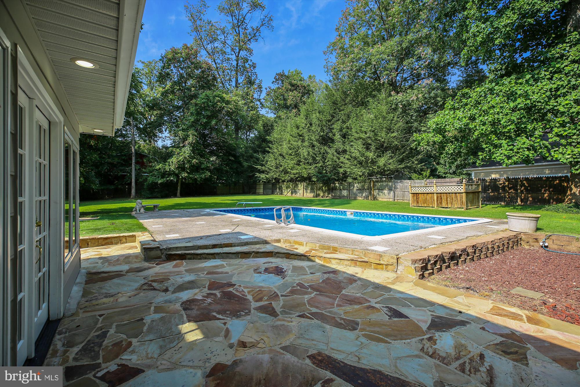 607 Stonington Road Silver Spring, MD 20902 - Photo 40 of 48 Patio