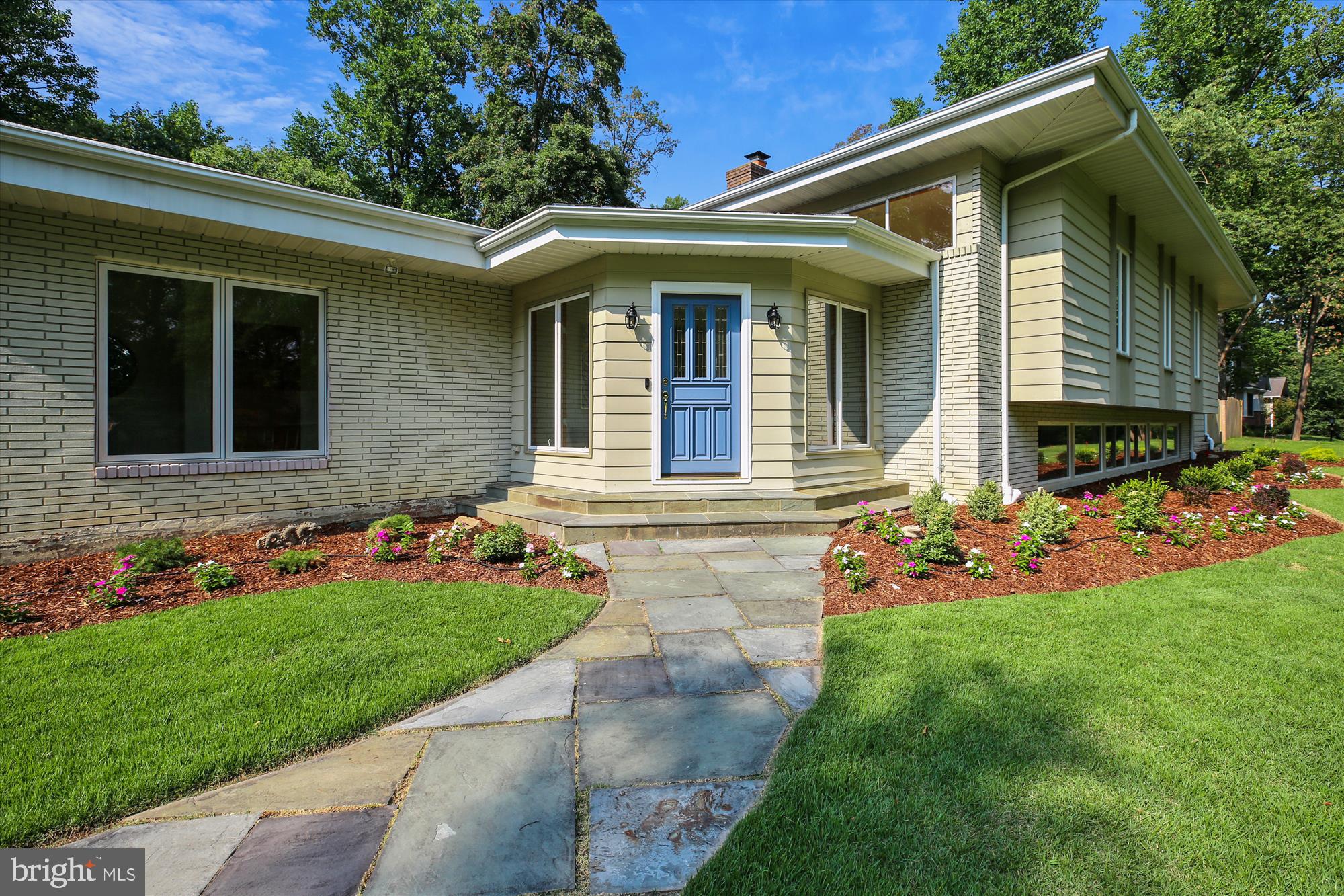 607 Stonington Road Silver Spring, MD 20902 - Photo 5 of 48 Front View