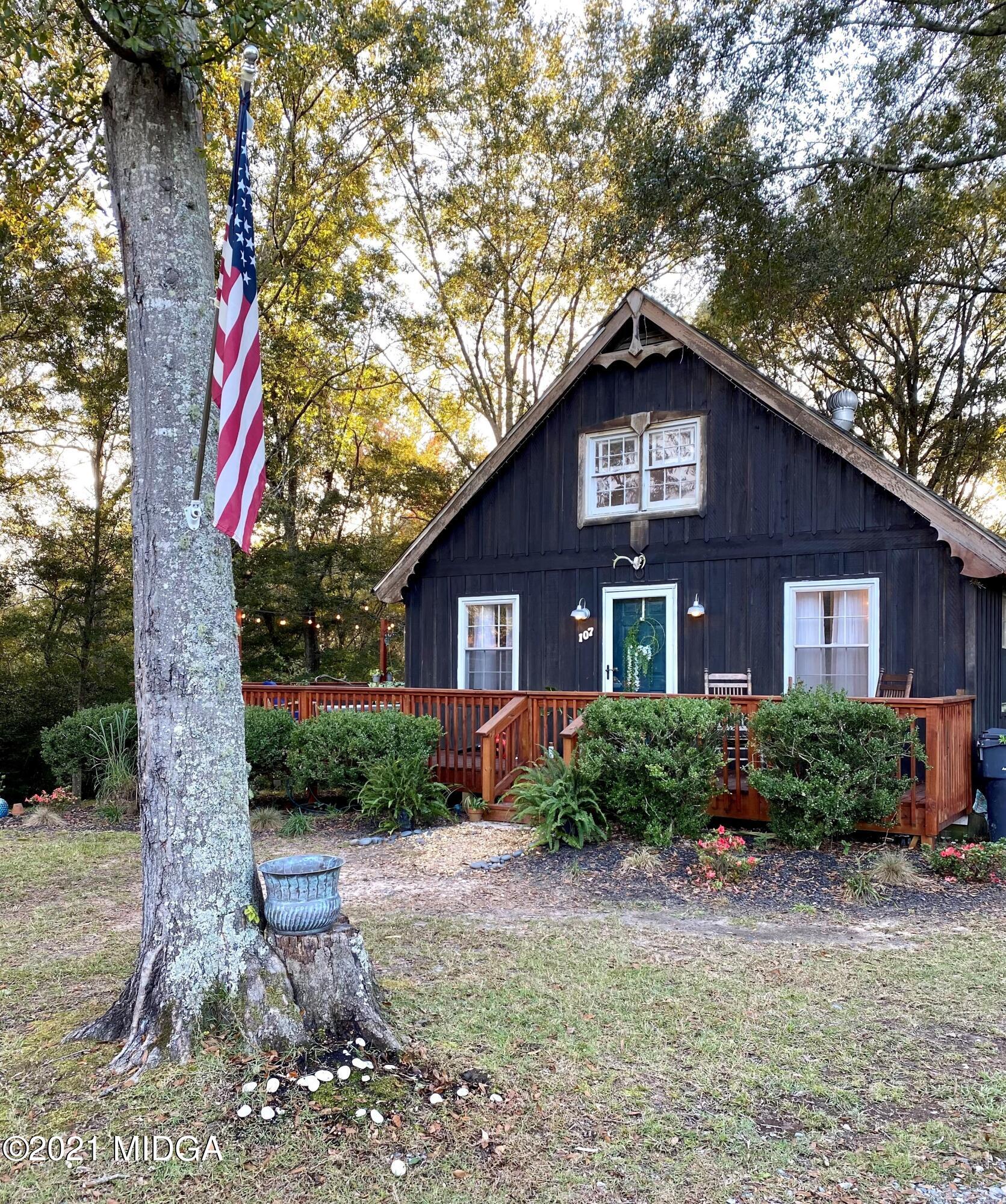 107 Coley Lake Road Macon, GA 31216 - Photo 2 of 32 5
