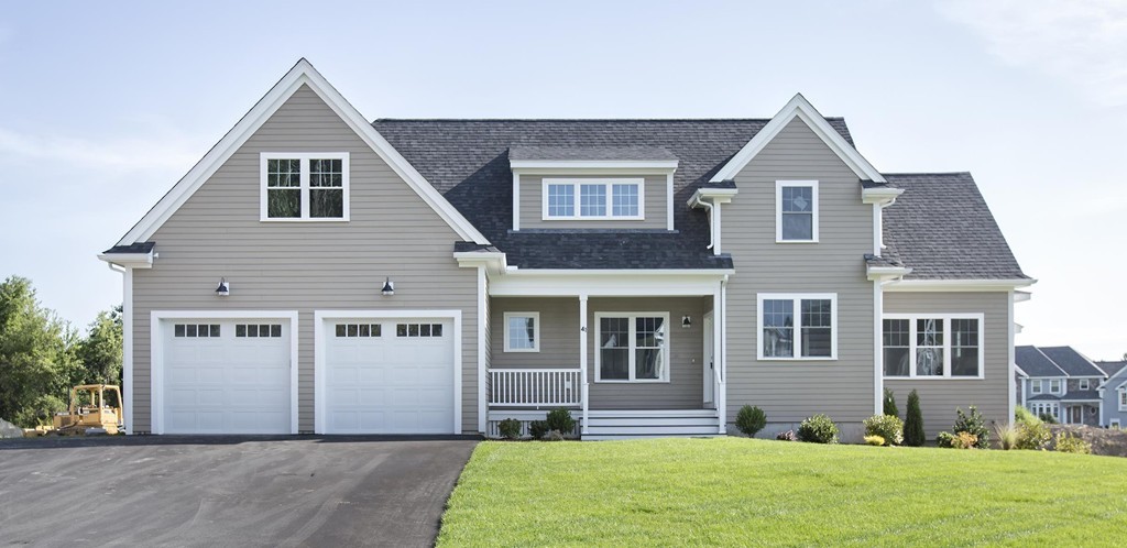 41 Tamarack Road, Unit 70 Dracut, MA 01826 - Photo 1 of 27 Gallery Image 1