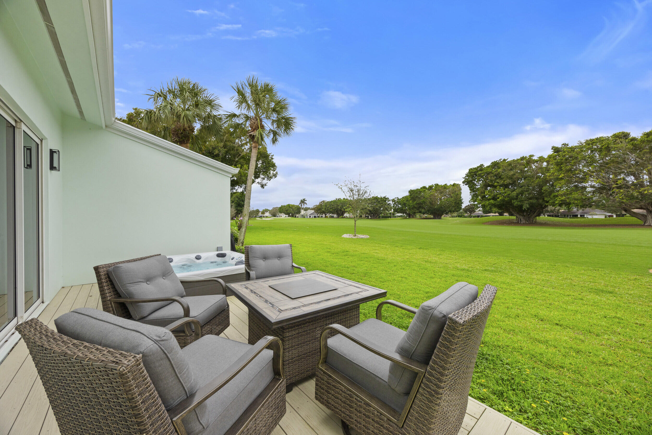 17235 Bay Street Jupiter, FL 33477 - Photo 37 of 47 42_jv2a4258