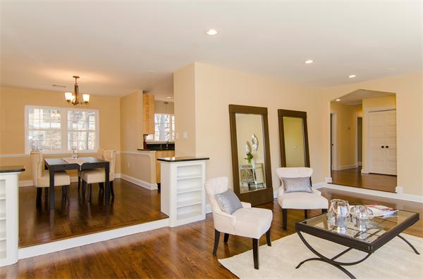 455 Clinton Road Brookline, MA 02467 - Photo 5 of 15