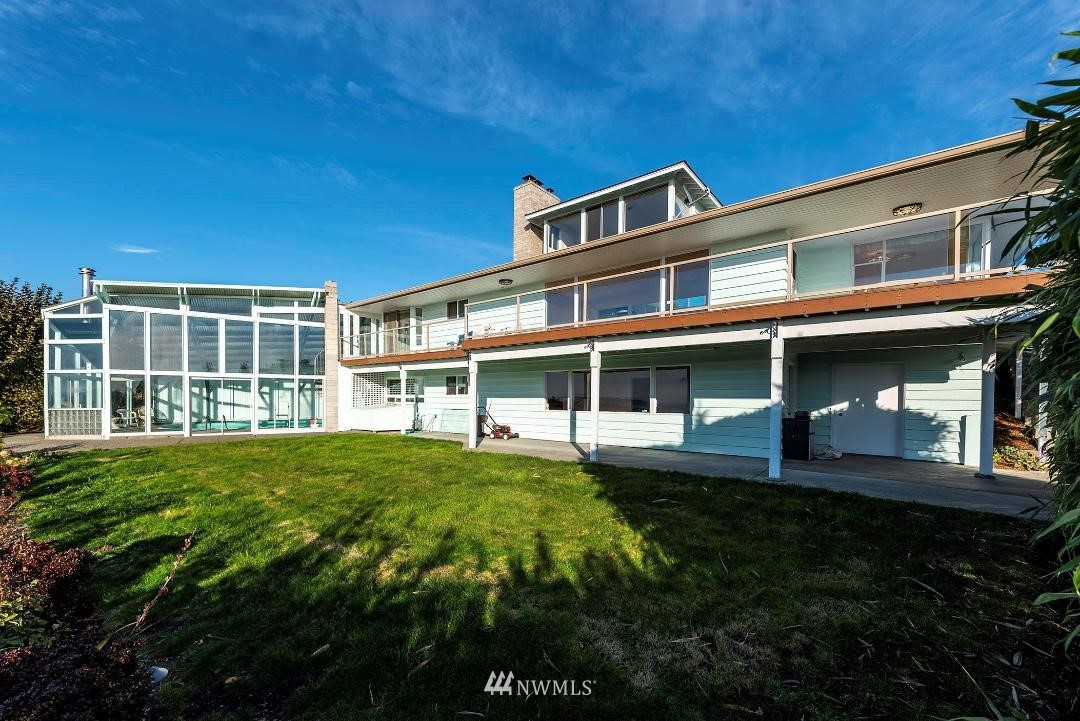 18355 Ridgefield Road Northwest Shoreline, WA 98177 - Photo 1 of 19 Gallery Image 1
