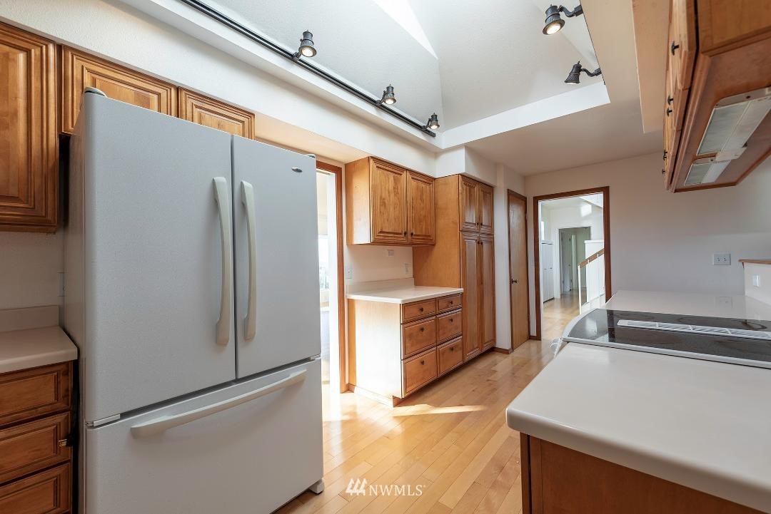 18355 Ridgefield Road Northwest Shoreline, WA 98177 - Photo 13 of 19 Gallery Image 13