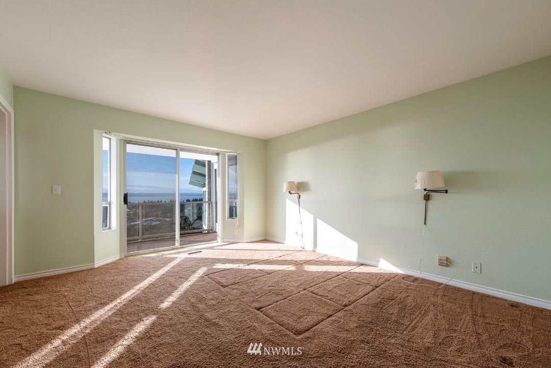 18355 Ridgefield Road Northwest Shoreline, WA 98177 - Photo 15 of 19 Gallery Image 15