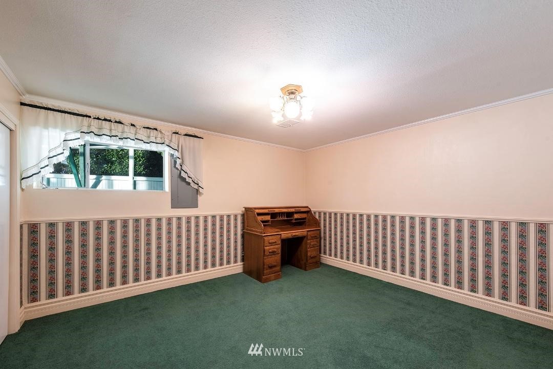 18355 Ridgefield Road Northwest Shoreline, WA 98177 - Photo 17 of 19 Gallery Image 17