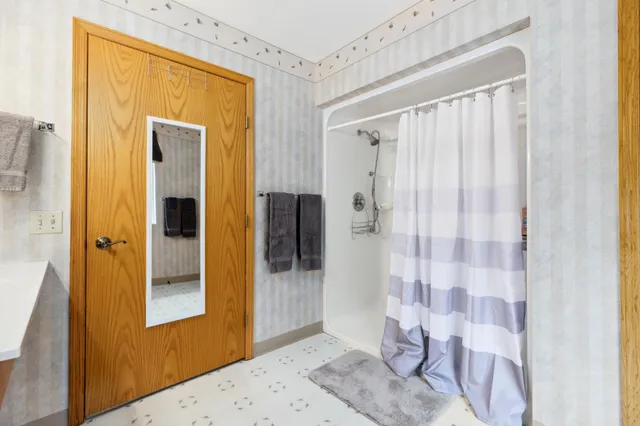 $850,000 | 607 2nd Street, Walker, MN 56484