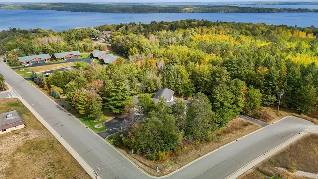 $850,000 | 607 2nd Street, Walker, MN 56484