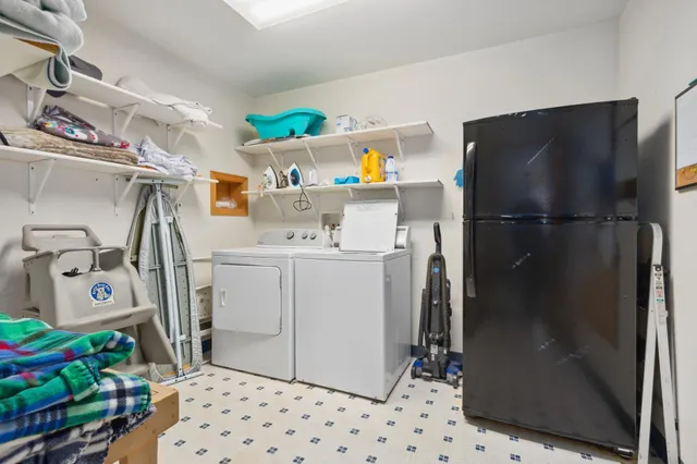 $850,000 | 607 2nd Street, Walker, MN 56484