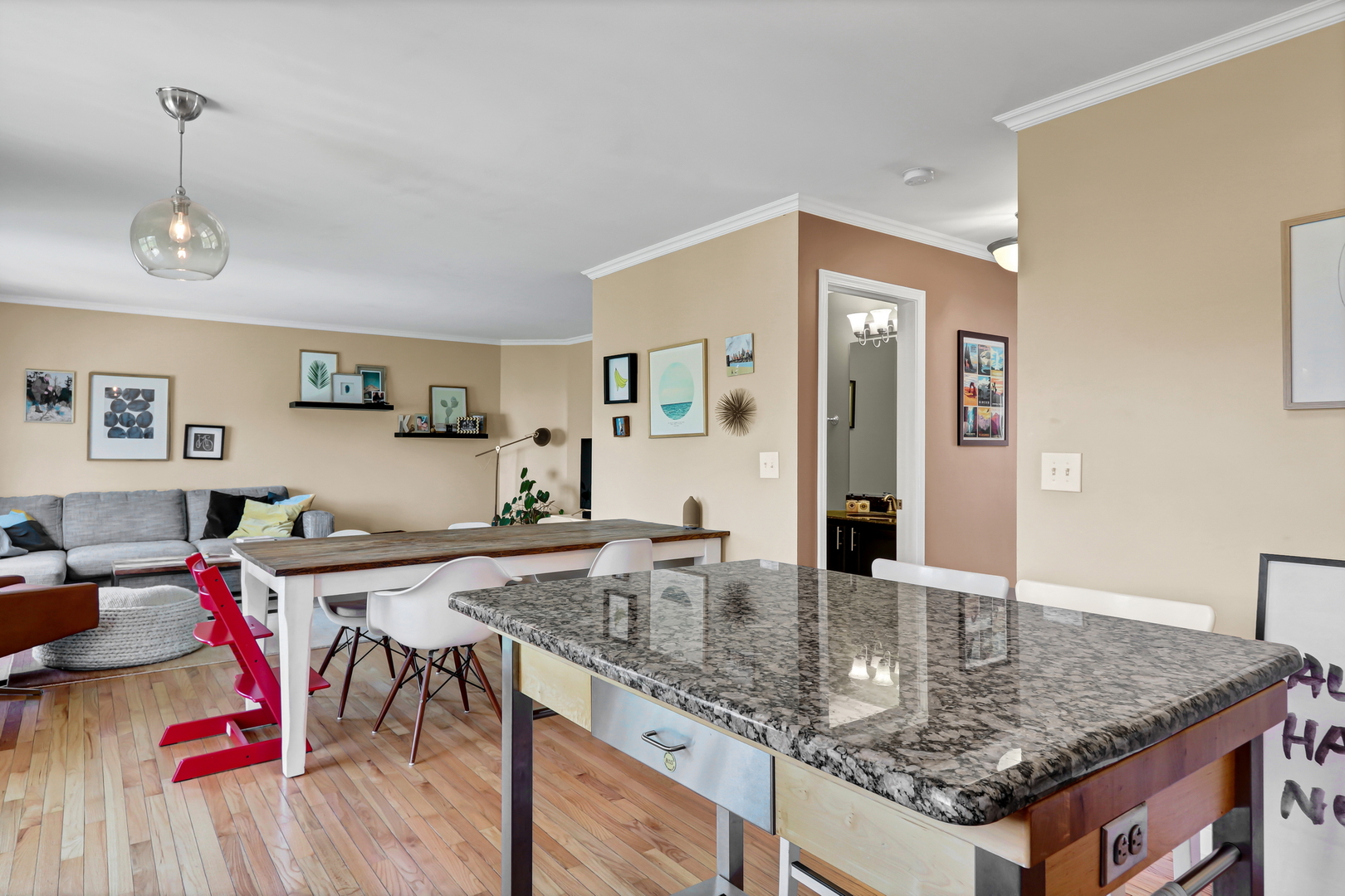 7722 Milan Way Gurnee, IL 60031 - Photo 13 of 40