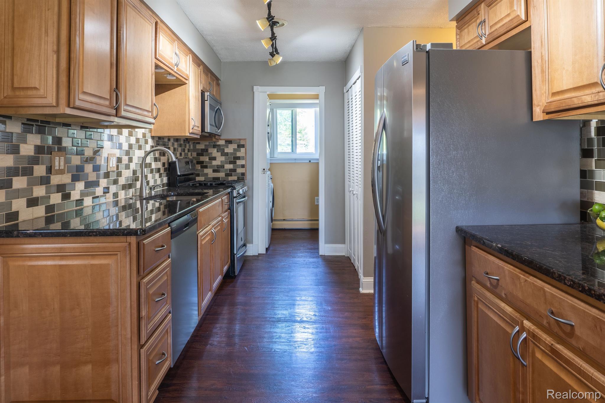 7312 Bealane Road Algonac, MI 48001 - Photo 4 of 35 Gallery Image 4