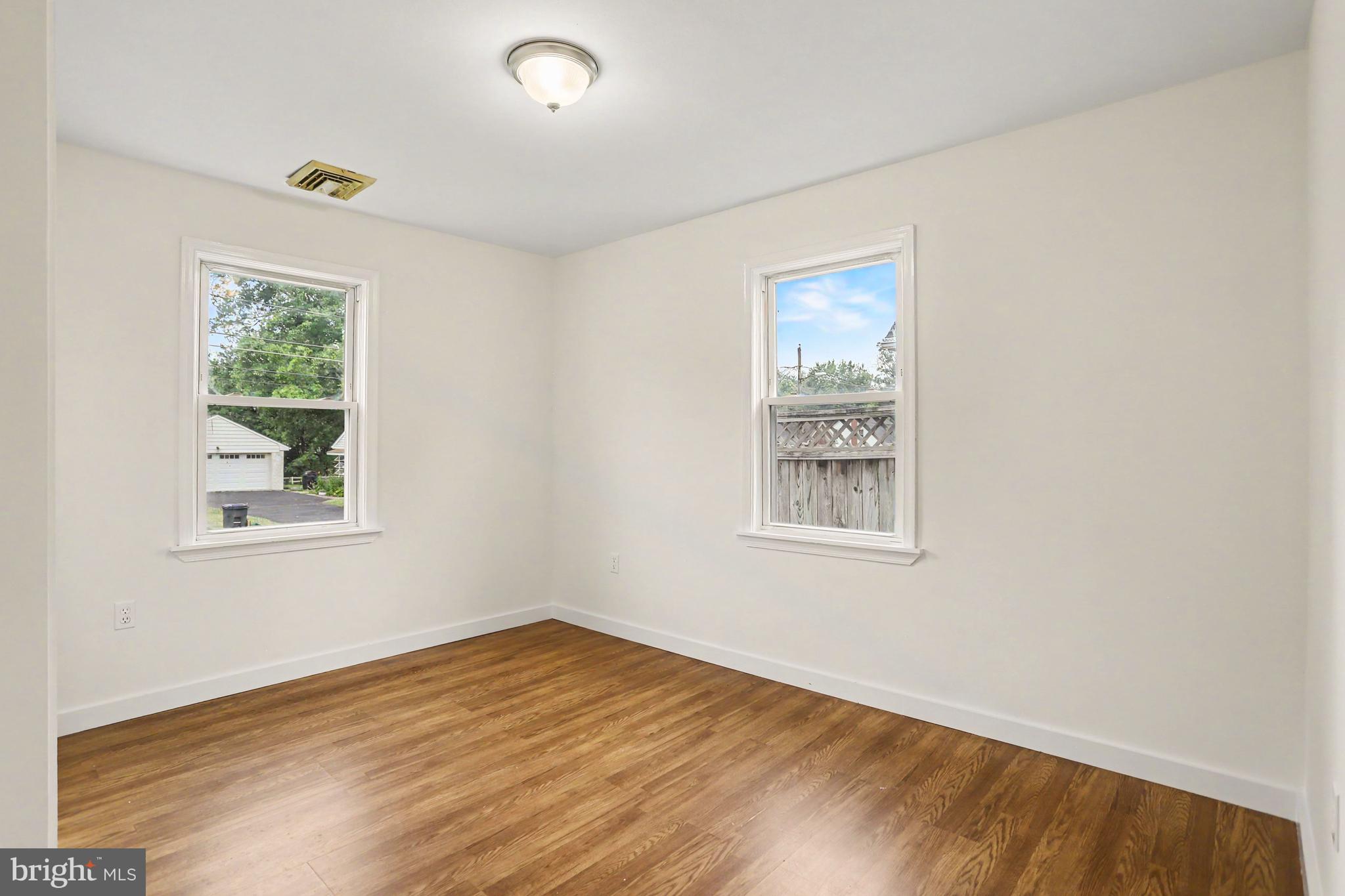 237 Noble Street Lititz, PA 17543 - Photo 16 of 31