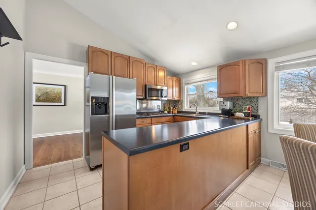 $525,000 | 325 Osage Lane, Naperville, IL 60540