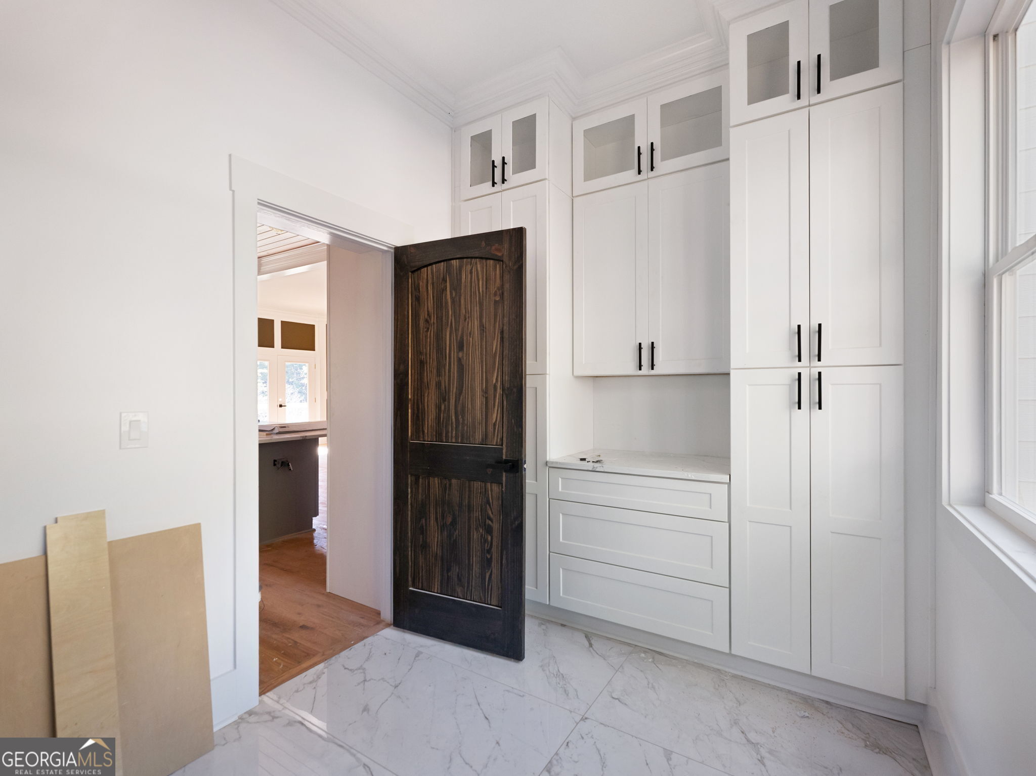 150 Alte Bruecke Strasse Helen, GA 30545 - Photo 11 of 43 a view of kitchen and utility room