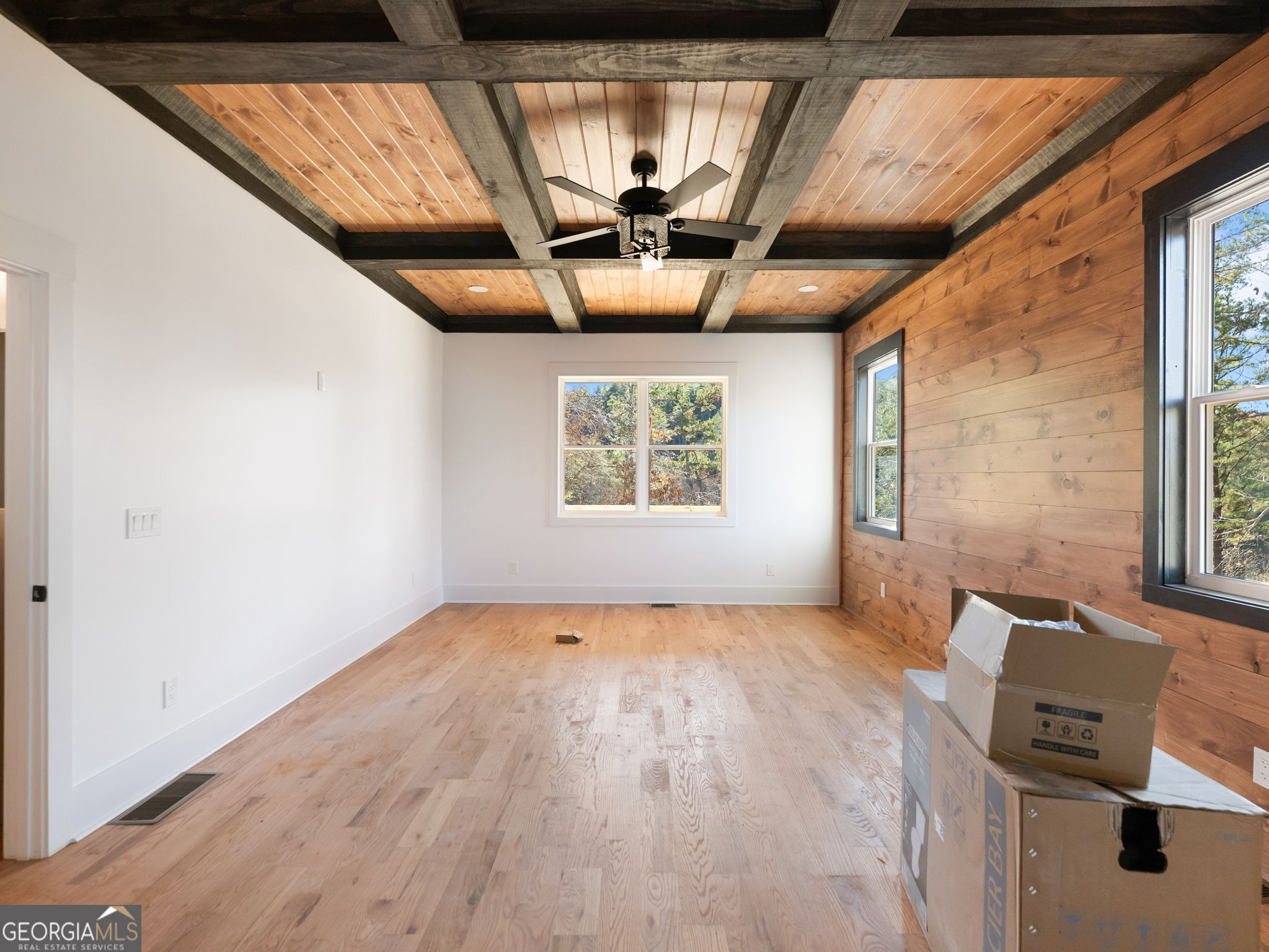 150 Alte Bruecke Strasse Helen, GA 30545 - Photo 15 of 43 a view of an empty room with a window