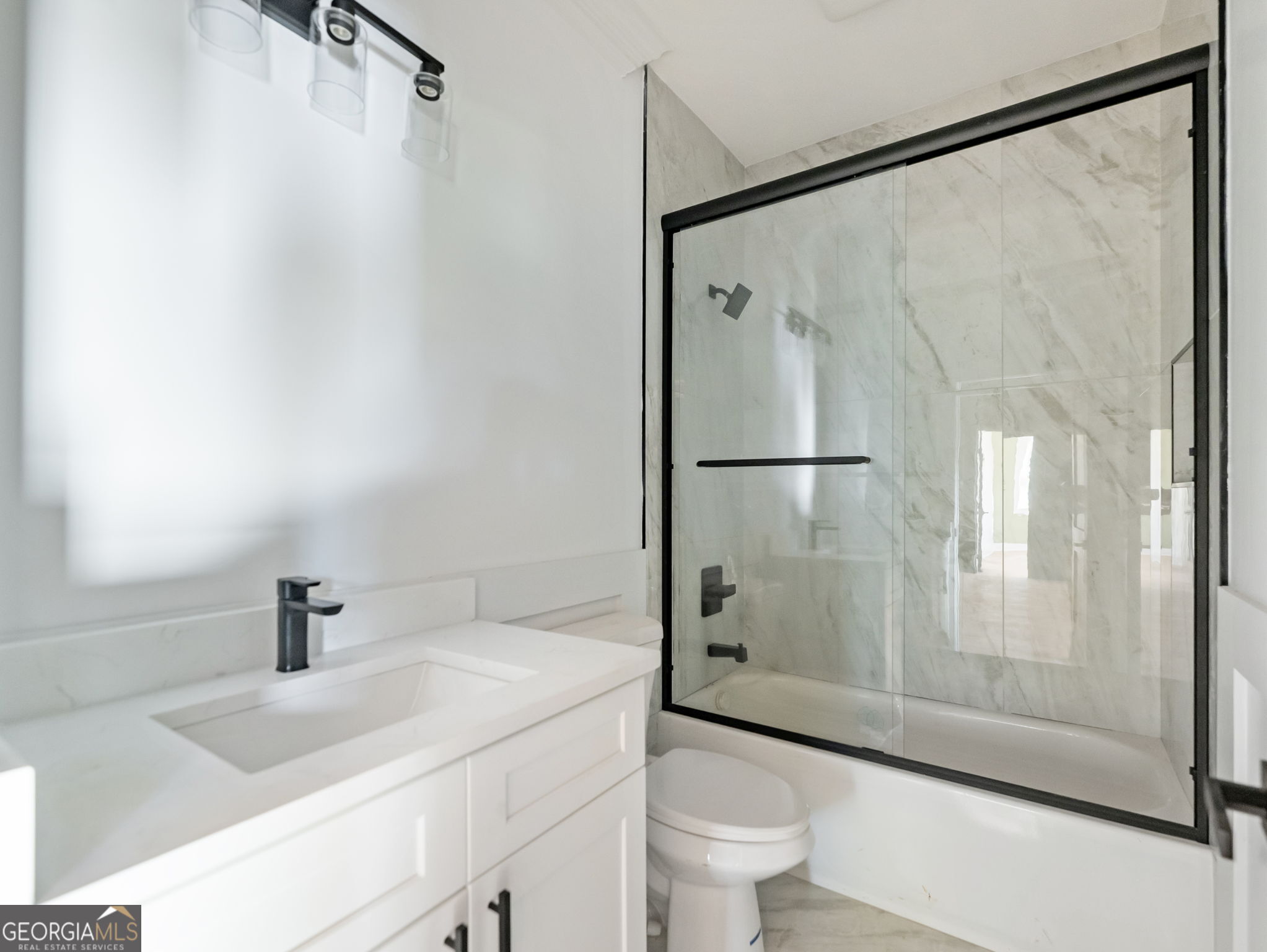 150 Alte Bruecke Strasse Helen, GA 30545 - Photo 27 of 43 a bathroom with a sink and a mirror