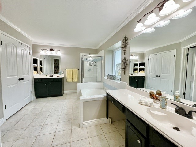 13506 Spring Court Tomball, TX 77375 - Photo 17 of 37 a kitchen with a sink cabinets and window