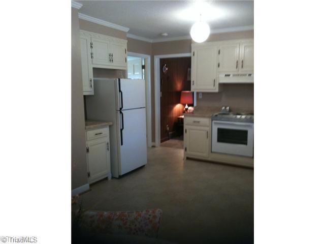 7433 Church Street Rural Hall, NC 27045 - Photo 2 of 15 Kitchen.