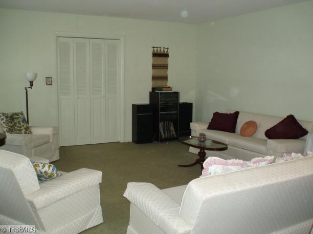 7433 Church Street Rural Hall, NC 27045 - Photo 11 of 15 Living Room.