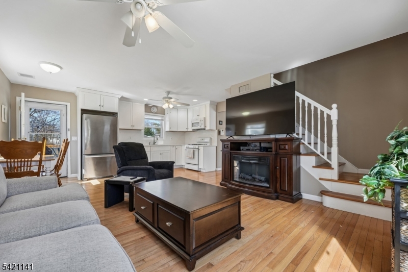19 Marlin Avenue Pequannock, NJ 07440 - Photo 5 of 19
