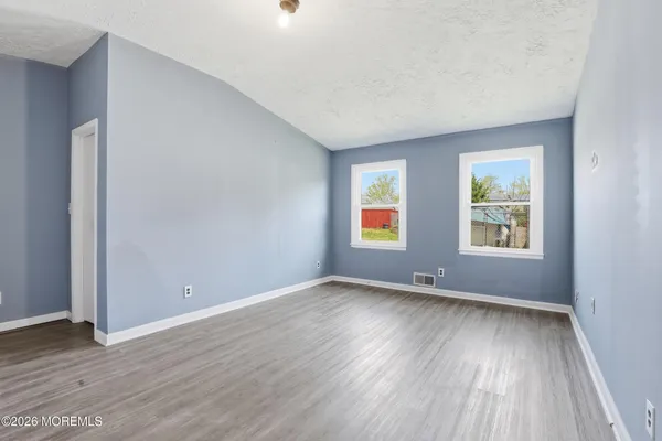 $2,200 | 141 Mill Street, Toms River, NJ 08757