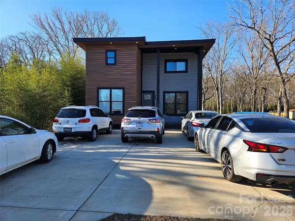 $1,050 | 1002 Crawford Road, Unit 6, Rock Hill, SC 29730
