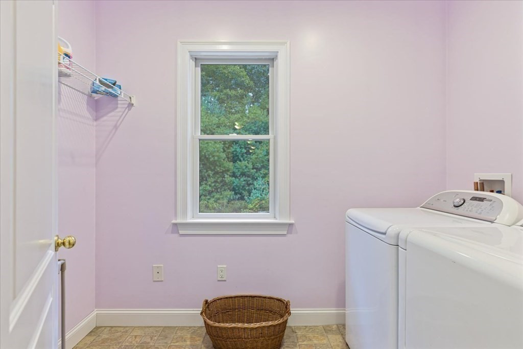 692 Walnut Plain Road Rochester, MA 02770 - Photo 28 of 38