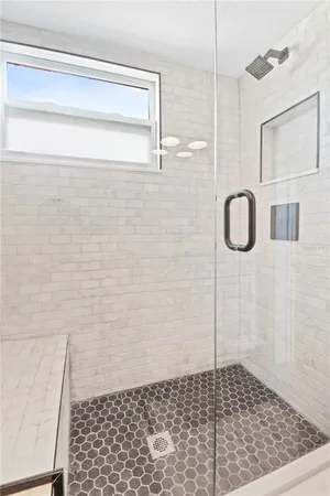 $2,400 | 8911 Blind Pass Road, Unit 121, St. Pete Beach, FL 33706