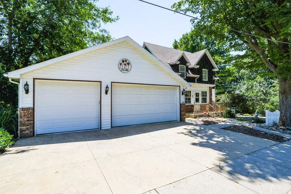 105 Mason Street Addison, MI 49220 - Photo 6 of 50 Photo 6