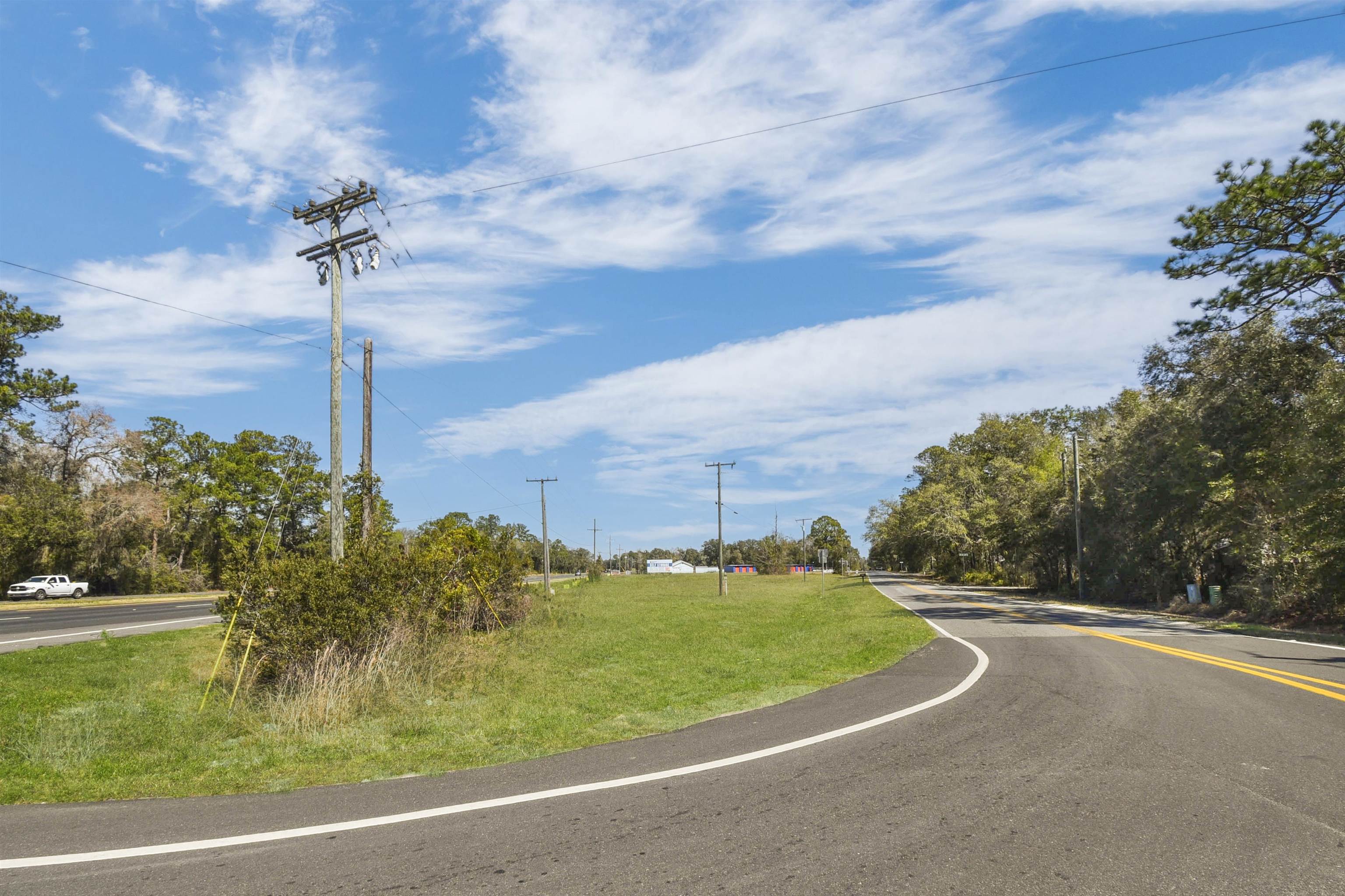 9150 Southeast County Road 221 Hampton, FL 32044 - Photo 4 of 24