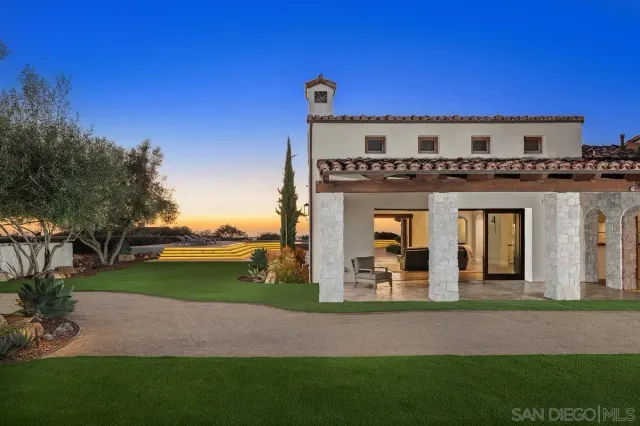 a view of a basketball court