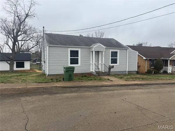 $89,999 | 408 Park Drive, Fredericktown, MO 63645