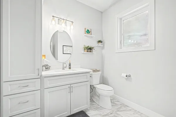 $464,900 | 434 White Street, Benton, WI 53803